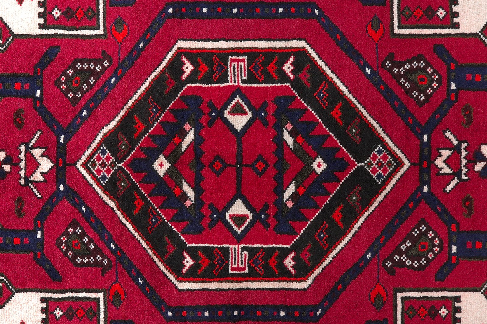 Saveh — Hand-knotted, 144x216 cm, Red, 100% Virgin Wool | View 6