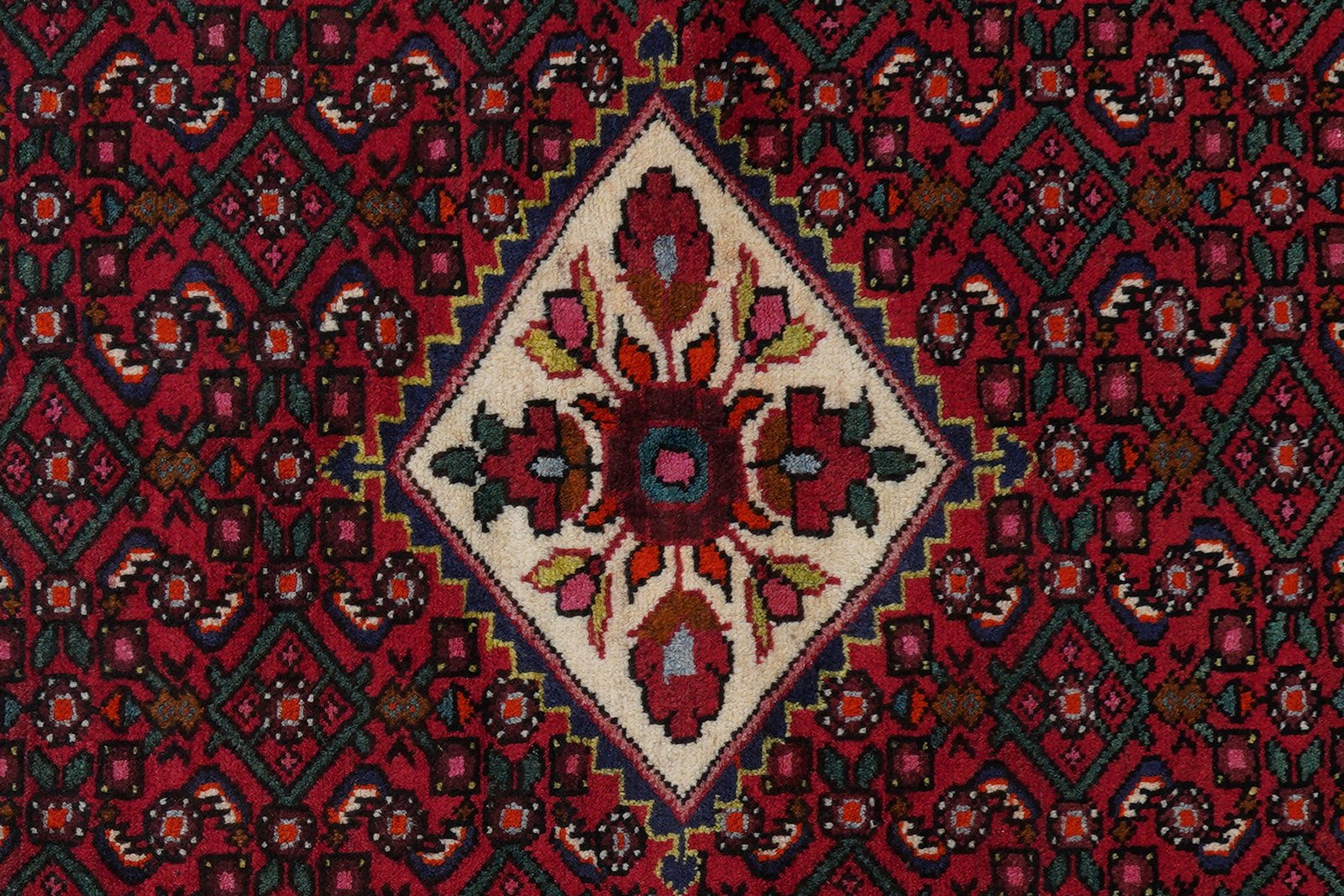 Koutabad — Hand-knotted, 109x165 cm, Red, 100% Virgin Wool | View 6