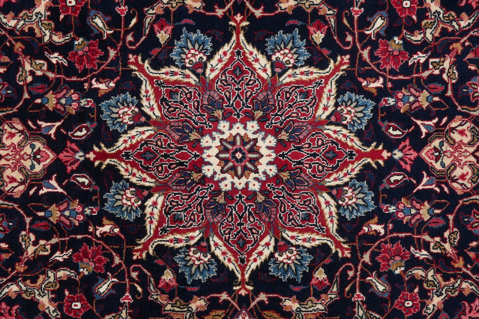 Sarough — Hand-knotted, 137x217 cm, Blue, 100% Virgin Wool | View 6