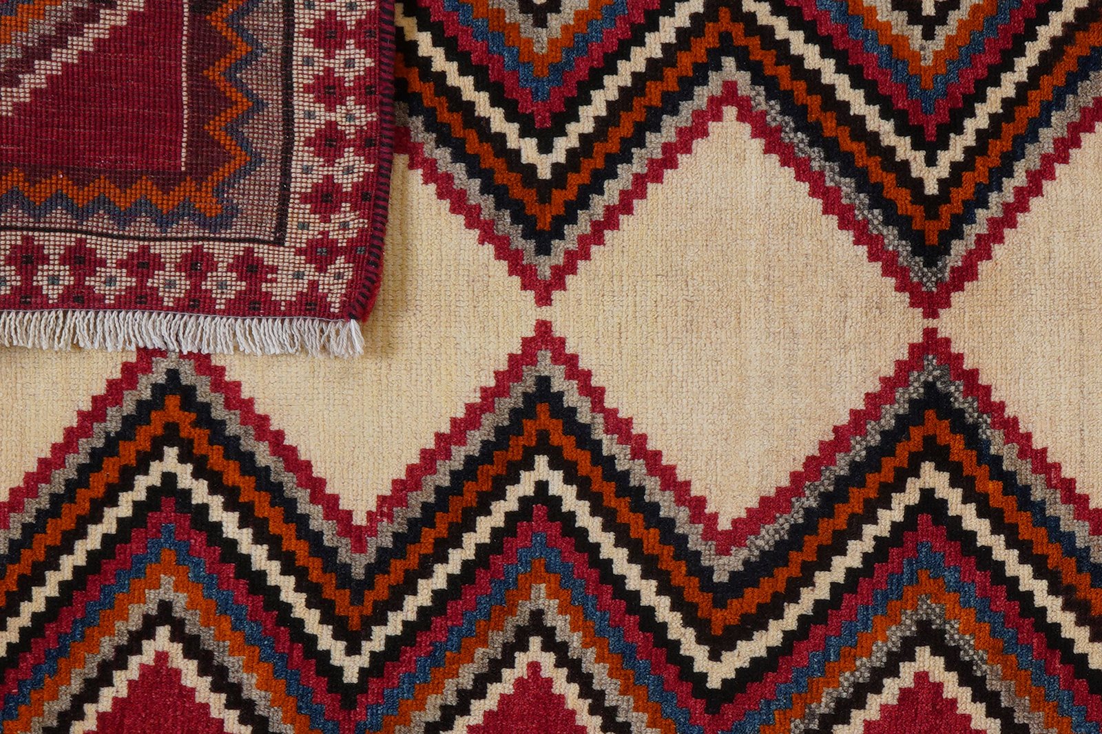 Gashgai — Hand-knotted, 113x192 cm, Multicolor, 100% Virgin Wool | View 7