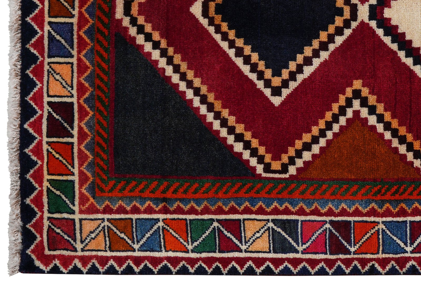Gashgai — Hand-knotted, 109x180 cm, Red, 100% Virgin Wool | View 3