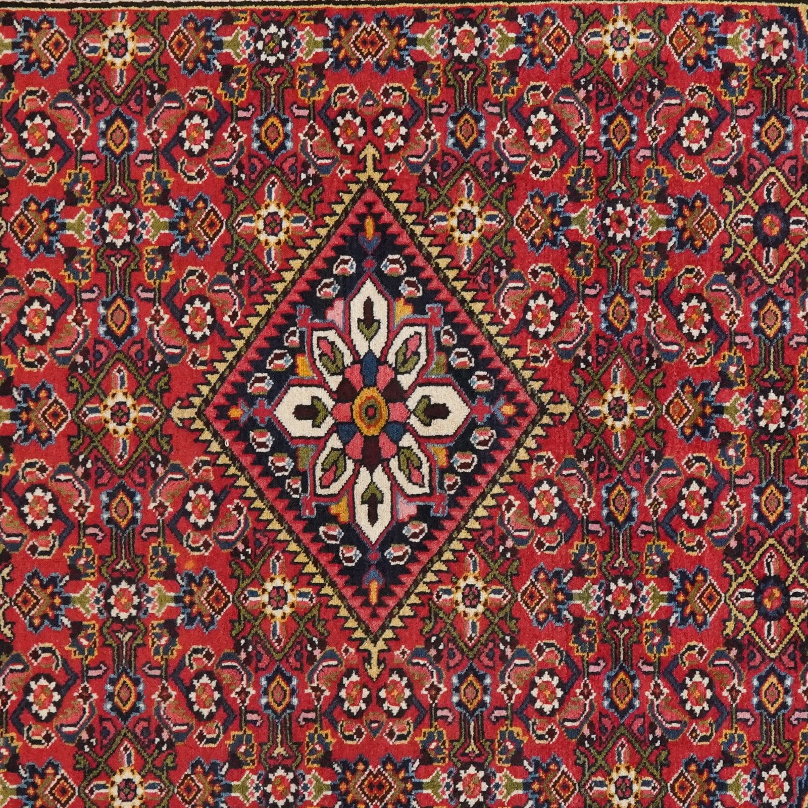 Koutabad — Hand-knotted, 150x212 cm, Red, 100% Virgin Wool | View 4