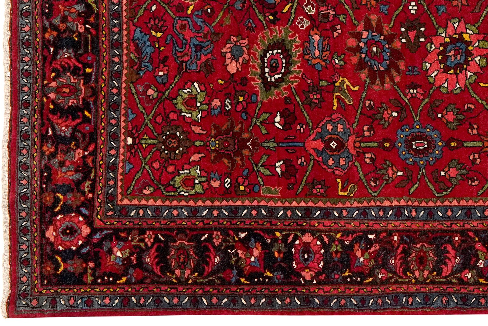 Bidjar — Hand-knotted, 145x220 cm, Red, 100% Virgin Wool | View 3