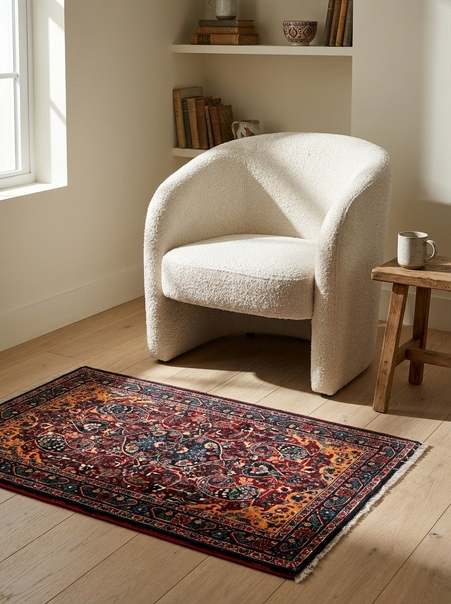 Khoy — Hand-knotted, 88x138 cm, Red, 100% Virgin Wool | Detail view