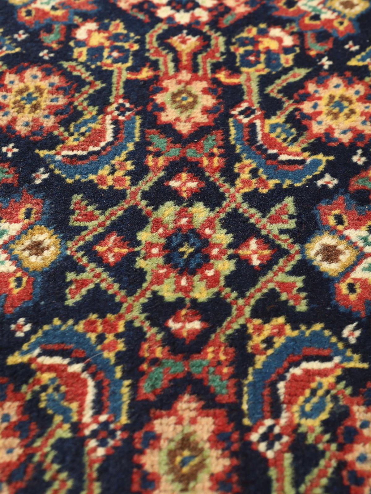 Tabriz Old — Hand-knotted, 269x469 cm, 100% Virgin Wool | View 8