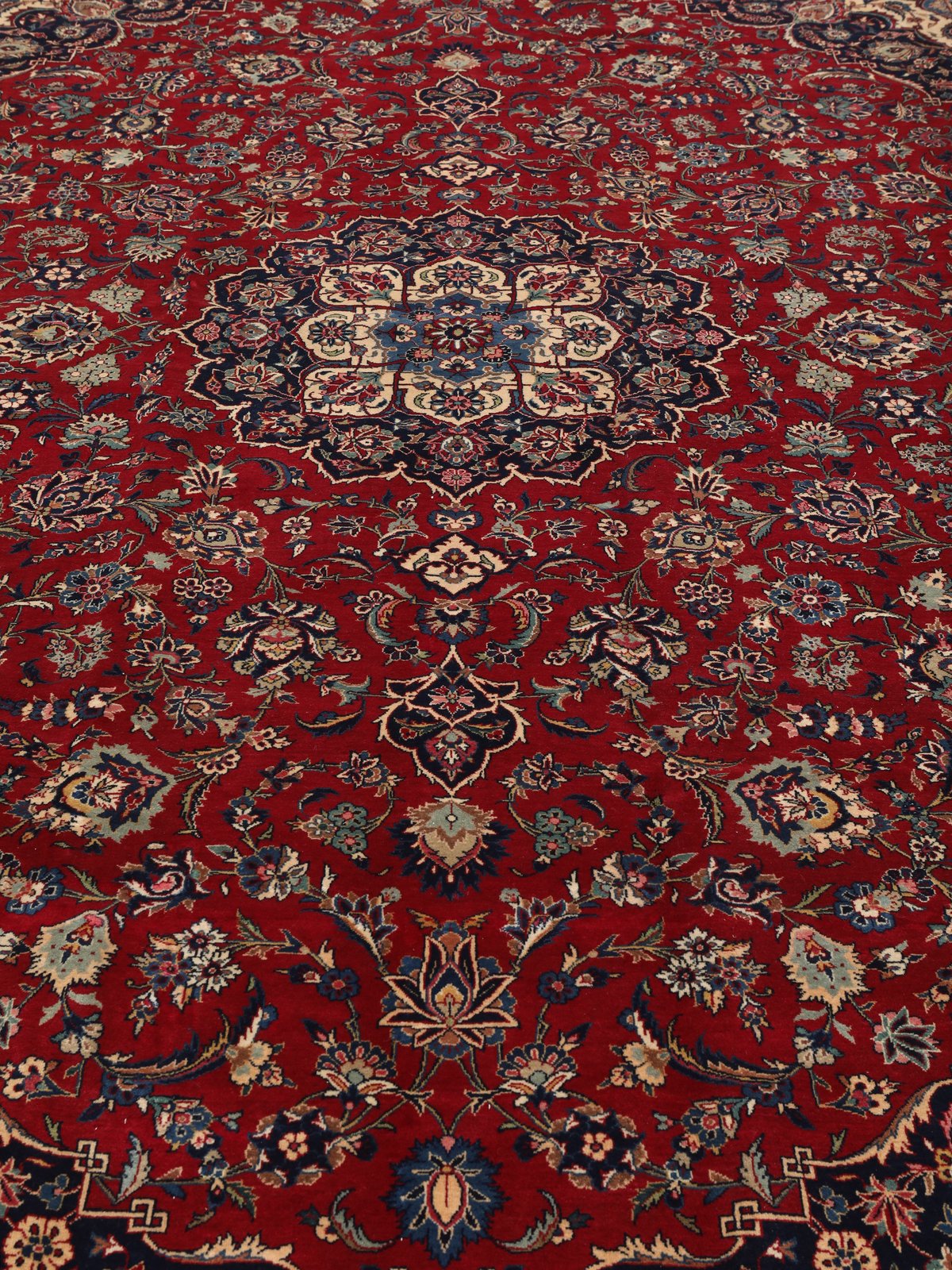 Kashan — Hand-knotted, 334x462 cm, 100% Virgin Wool | View 6