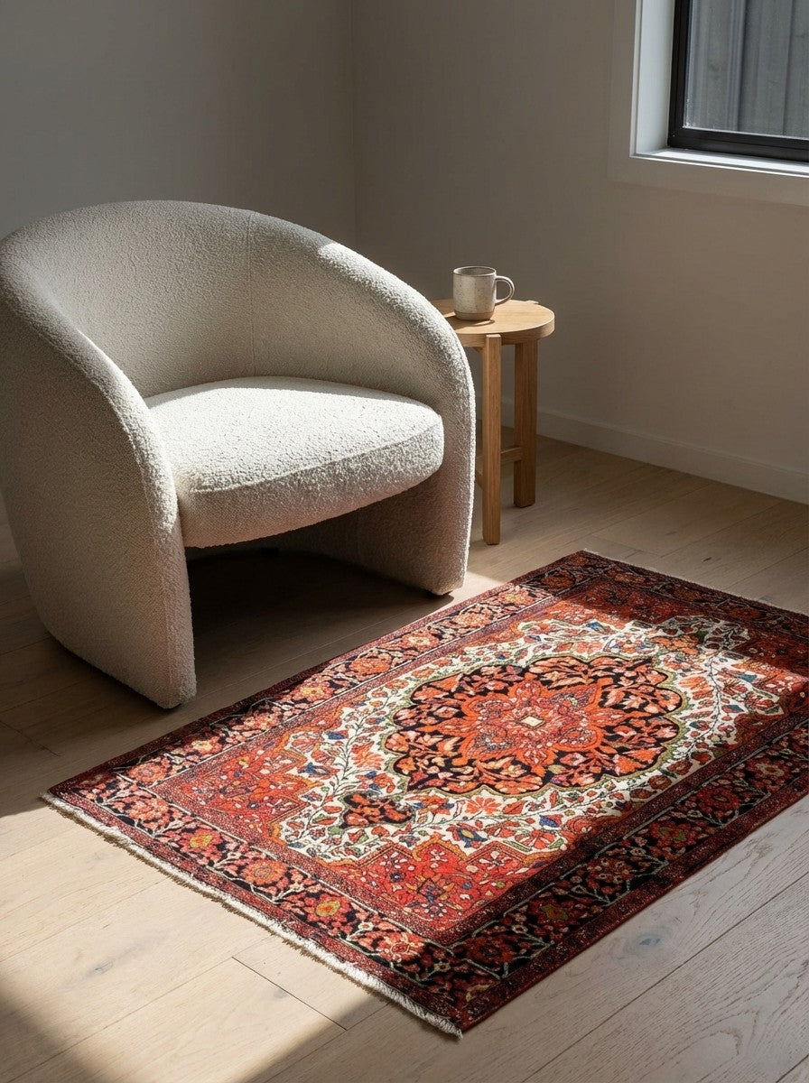 Farahan — Hand-knotted, 104x152 cm, Beige, 100% Virgin Wool | Detail view