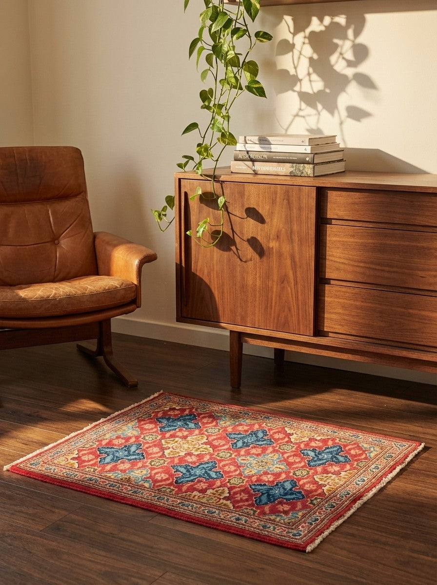 Kashan — Hand-knotted, 68x82 cm, Red, 100% Virgin Wool | Back view