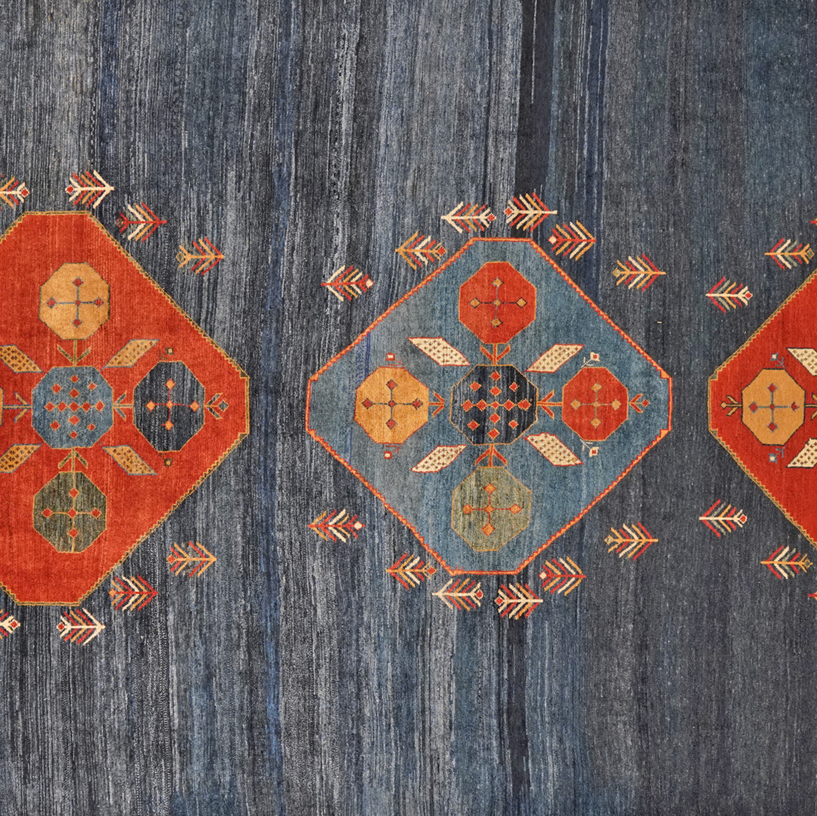 Rizbaf — Handgefertigt, 412x311 cm, Rot, 100% Virgin Wool | View 5