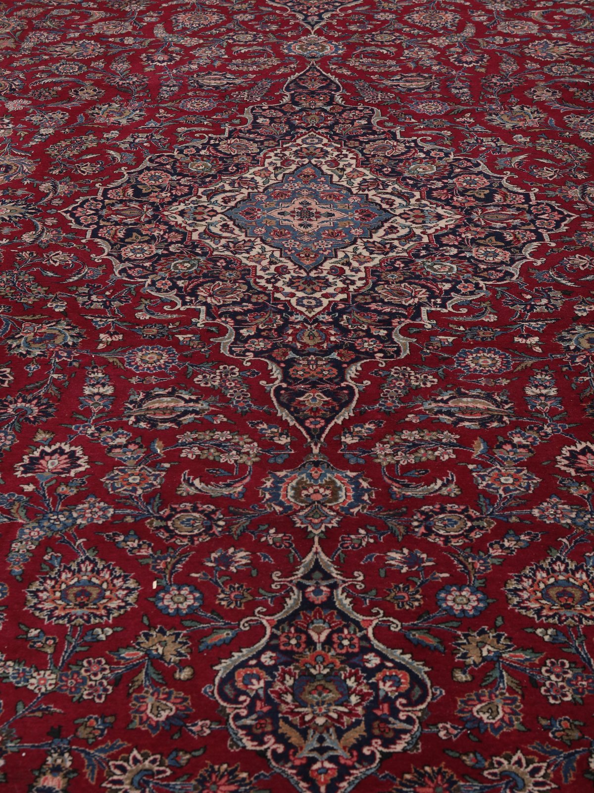 Kashan — Hand-knotted, 324x550 cm, 100% Virgin Wool | View 7