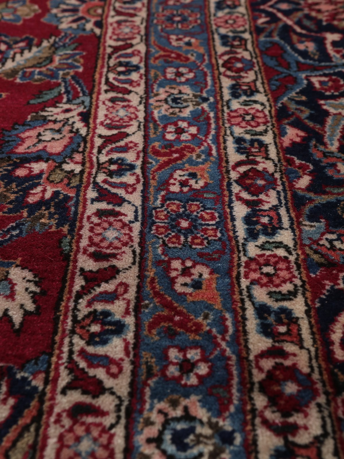 Kashan — Hand-knotted, 324x550 cm, 100% Virgin Wool | View 10