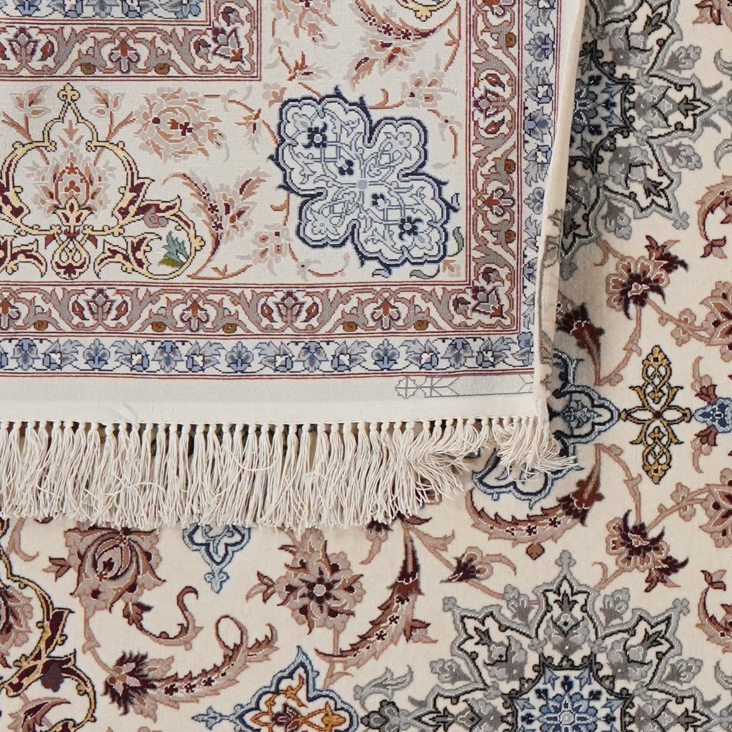 Isfahan — Hand-knotted, 154x233 cm, Beige, 100% Virgin Wool | View 6
