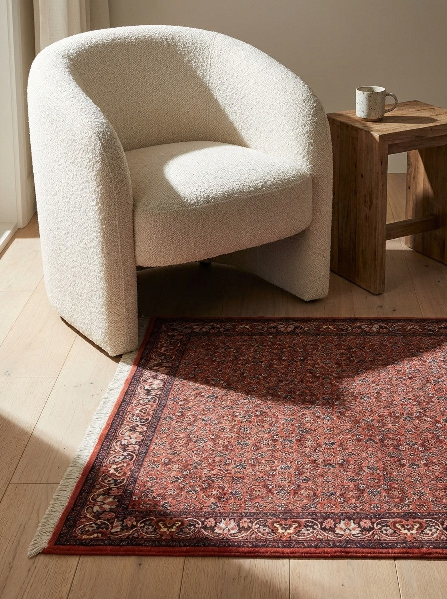 Bidjar — Hand-knotted, 112x168 cm, Red, 100% Virgin Wool | Detail view