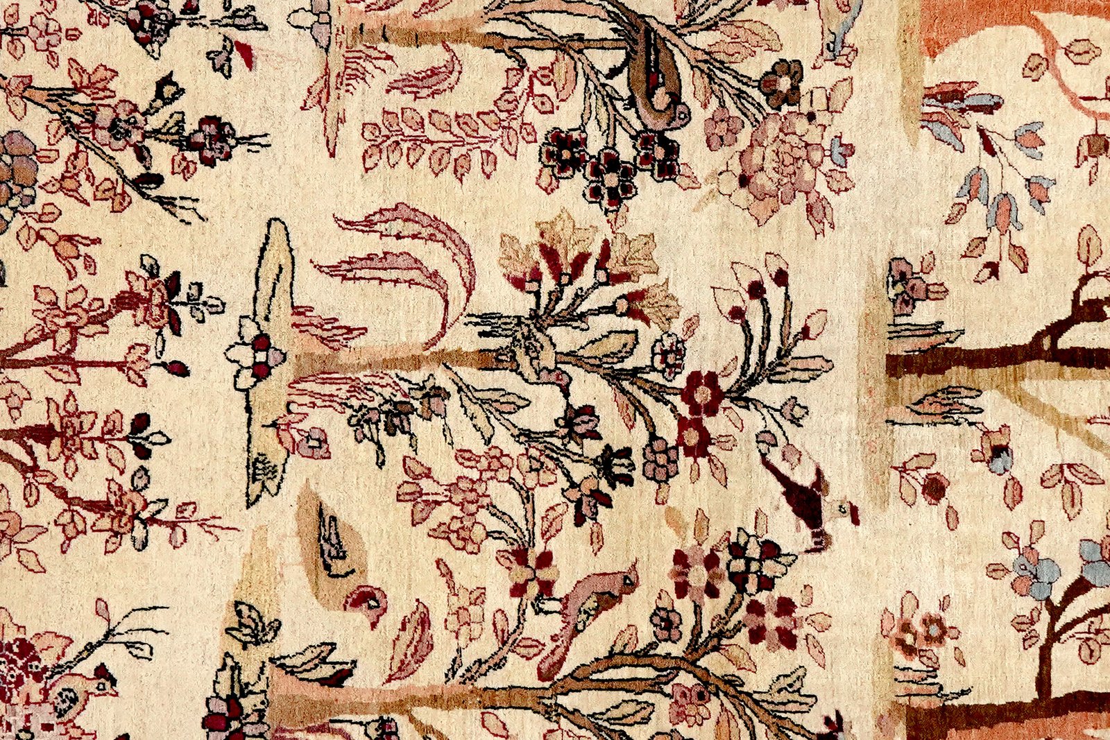 Teheran — Hand-knotted, 140x200 cm, Beige, 100% Virgin Wool | View 4
