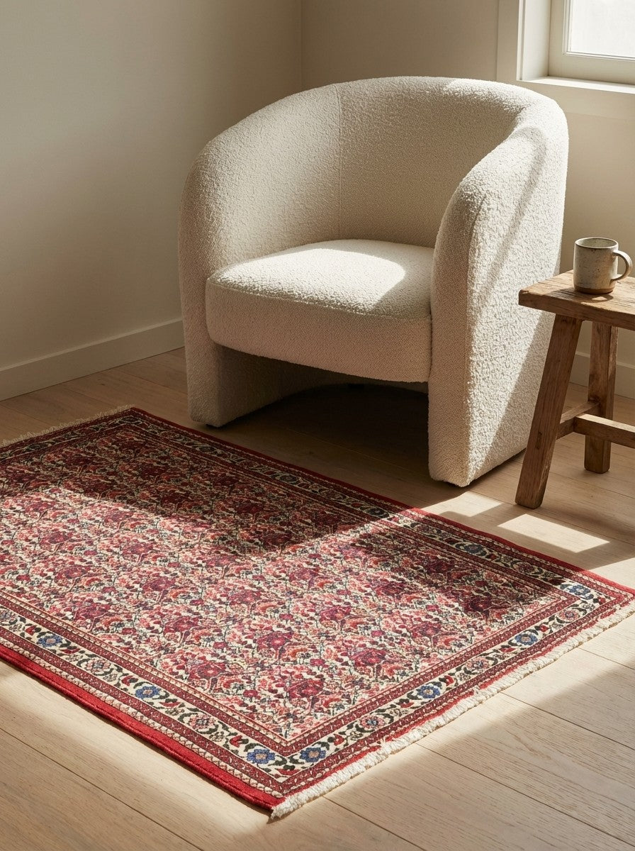 Abadeh — Hand-knotted, 103x153 cm, Beige, 100% Virgin Wool | Detail view