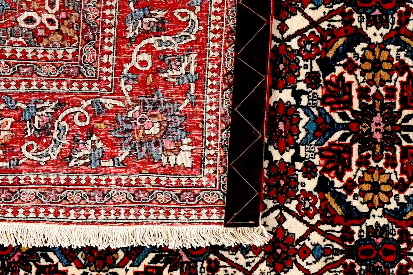 Isfahan — Hand-knotted, 102x151 cm, Beige, 100% Virgin Wool | View 6