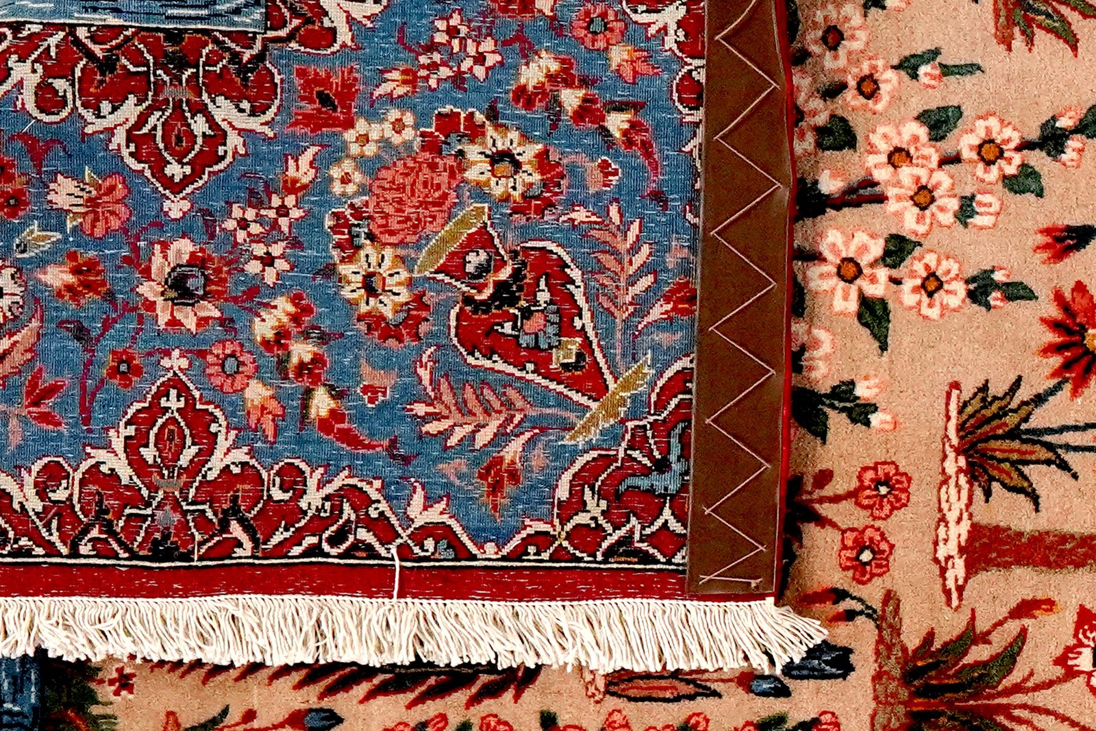 Isfahan — Hand-knotted, 155x223 cm, Beige, 100% Virgin Wool | View 6