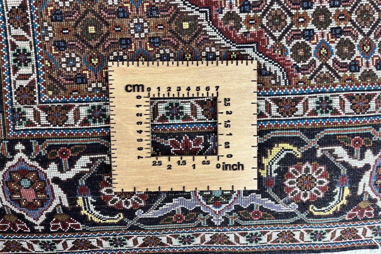 Tabriz 40 Raj — Hand-knotted, 153x203 cm, Blue, 100% Virgin Wool | View 11
