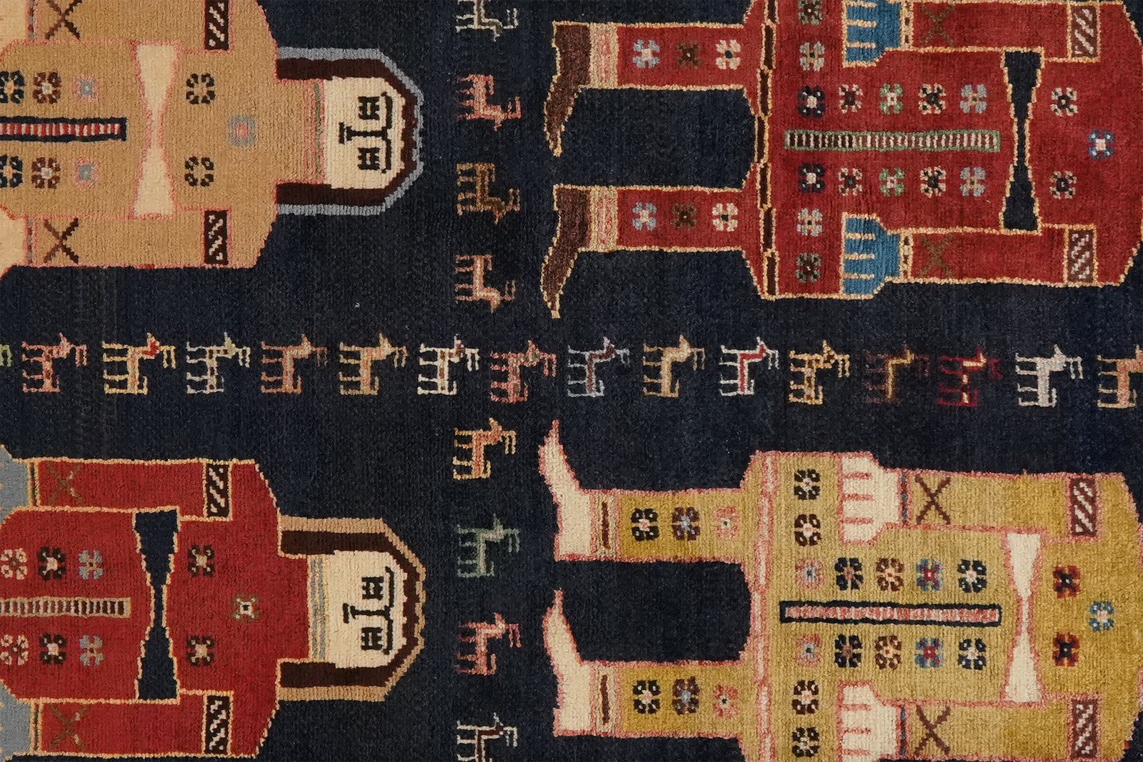 Gashgai — Hand-knotted, 110x162 cm, Blue, 100% Virgin Wool | View 4